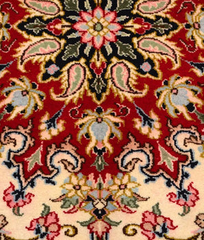 Ghom Sherkat Fars Beige